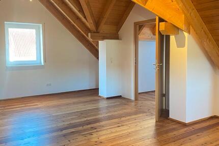 Wohnung Kolitzheim - 4 Zimmer, 144 m&sup2;, 980&euro; | Angebot:26515791