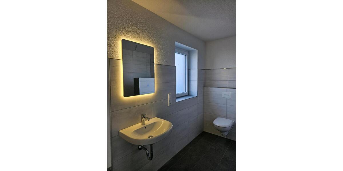 Erdgeschoßwohnung Hage - 2 Zimmer, 70 m&sup2;, 850&euro; | Angebot:26039689