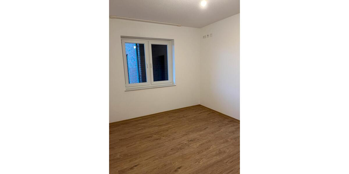 Erdgeschoßwohnung Petershagen - 2 Zimmer, 64 m&sup2;, 590&euro; | Angebot:25941034