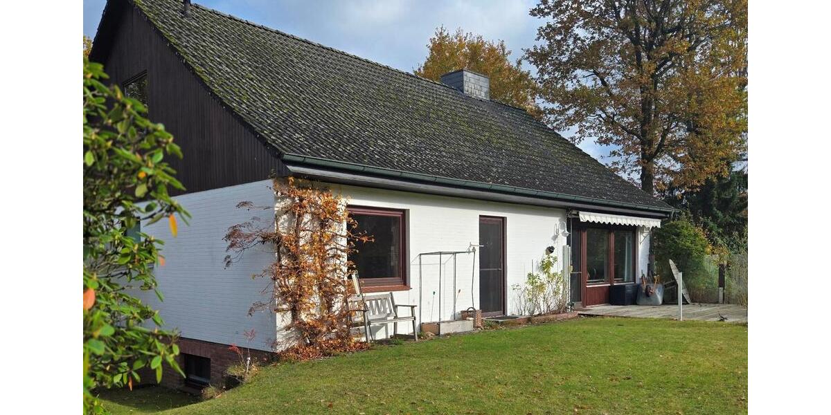 Platzwunder mit wohnähnlich ausgebautem Keller in Jesteburg 4 zimmer