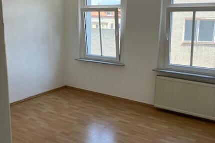 Etagenwohnung in Mehrfamilienhaus 5 zimmer