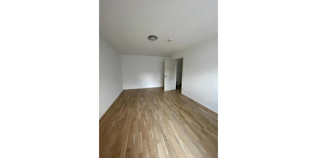 Etagenwohnung Burgthann - 2 Zimmer, 73 m&sup2;, 950&euro; | Angebot:26038540