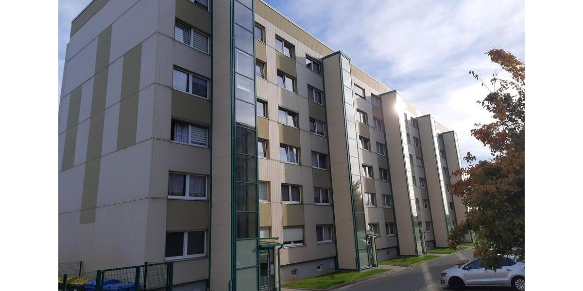 Etagenwohnung Crimmitschau - 1 Zimmer, 35 m&sup2;, 209&euro; | Angebot:25919817