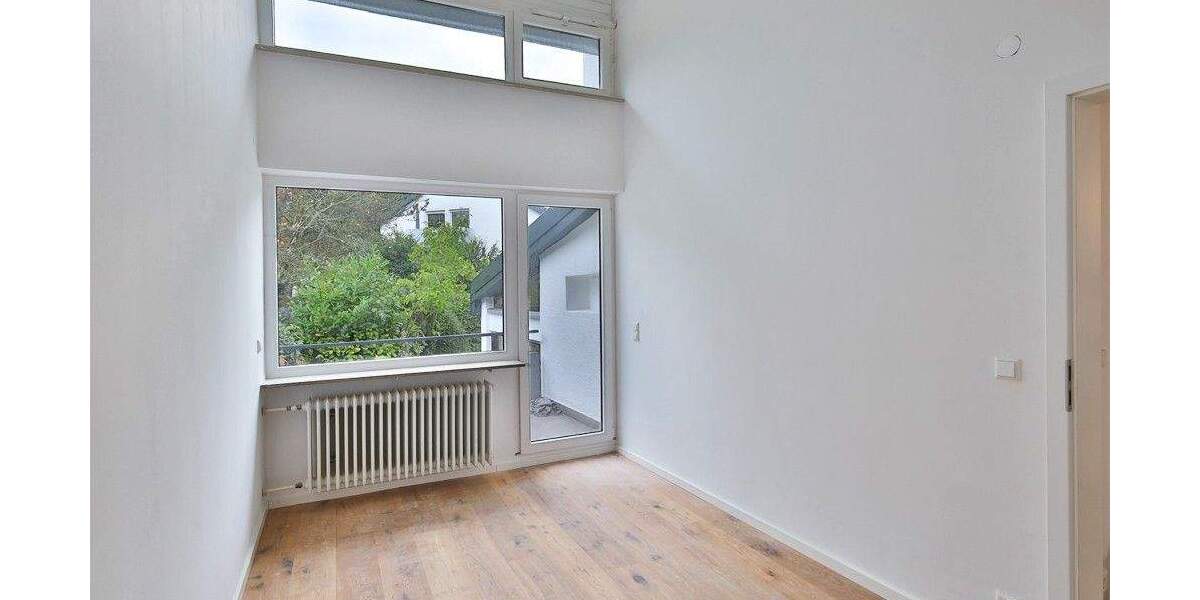 Doppelhaushälfte Leonberg - 5 Zimmer, 175 m&sup2;, 2.740&euro; | Angebot:24874253