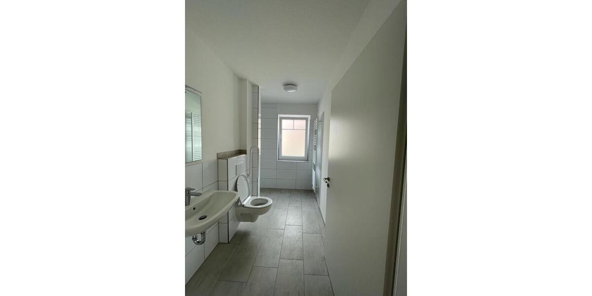 Erdgeschoßwohnung Barnstorf - 3 Zimmer, 80 m&sup2;, 720&euro; | Angebot:24394781