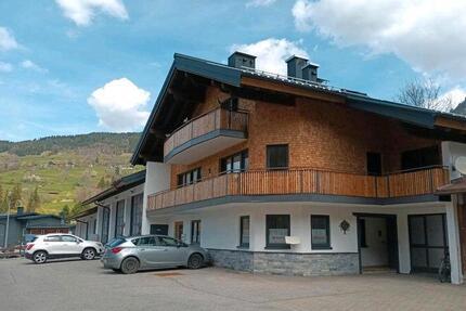 Wohnung Bad Hindelang - 4 Zimmer, 125 m&sup2;, 1.350&euro; | Angebot:26261880