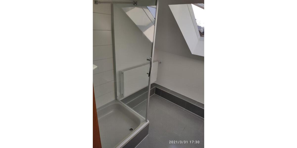 Dachgeschoßwohnung Kahl am Main - 2 Zimmer, 60 m&sup2;, 700&euro; | Angebot:24826309