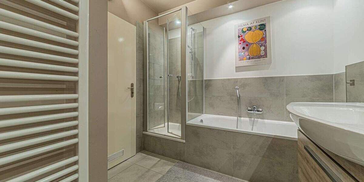 Etagenwohnung Frankfurt am Main Westend-Süd - 3 Zimmer, 82 m&sup2;, 3.395&euro; | Angebot:24632490