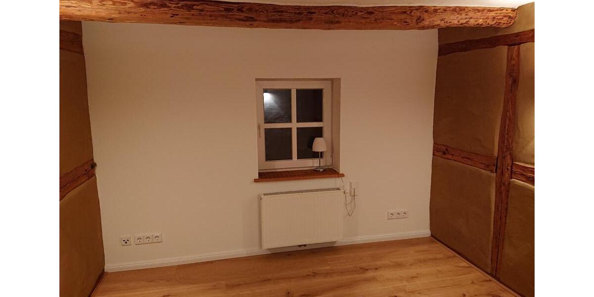 Dachgeschoßwohnung Balge - 2.5 Zimmer, 120 m&sup2;, 700&euro; | Angebot:24667348