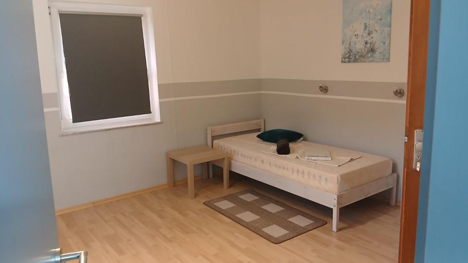Etagenwohnung Zirndorf - 1 Zimmer, 20 m&sup2;, 415&euro; | Angebot:24495183