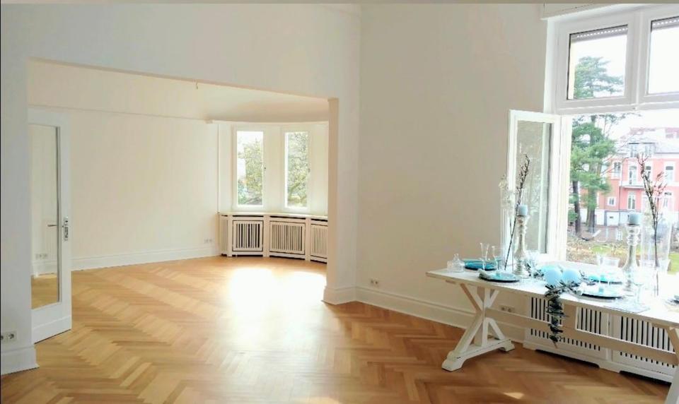 Etagenwohnung Herford - 5 Zimmer, 200 m&sup2;, 2.000&euro; | Angebot:25439050
