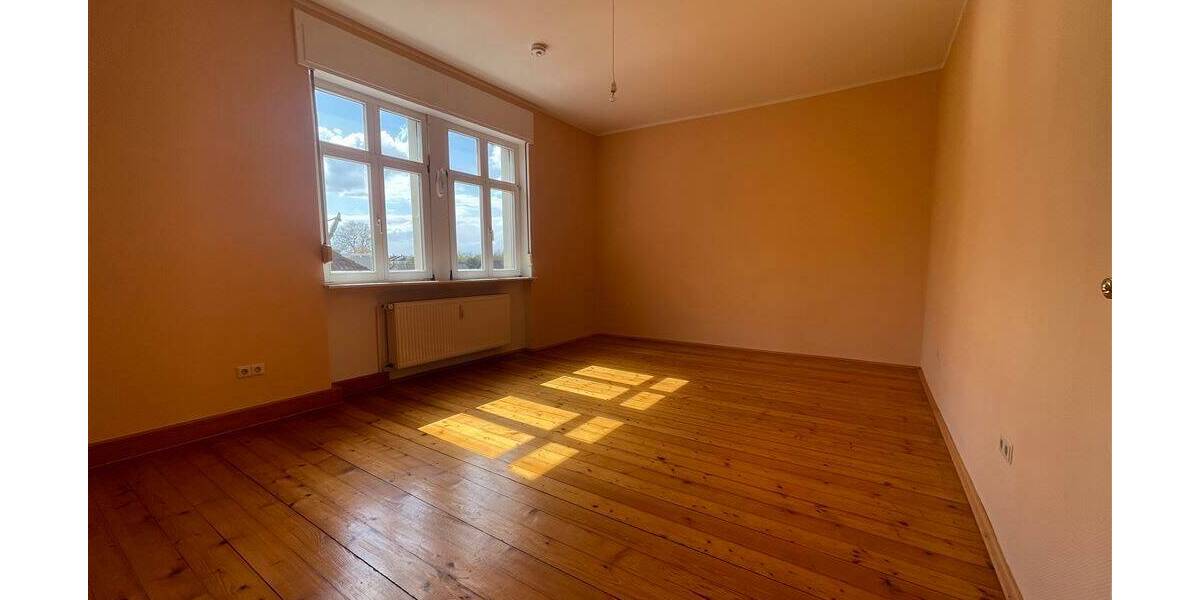 Etagenwohnung Rastatt - 3 Zimmer, 112 m&sup2;, 960&euro; | Angebot:26154386