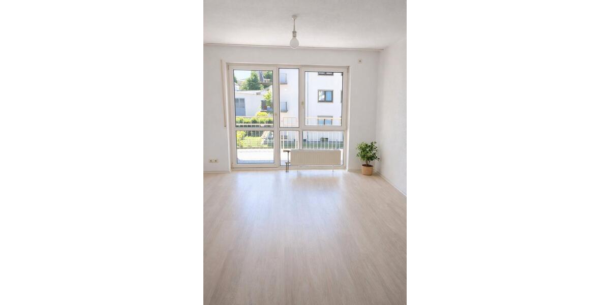 Etagenwohnung Rastatt - 3.5 Zimmer, 90 m&sup2;, 1.000&euro; | Angebot:26253154