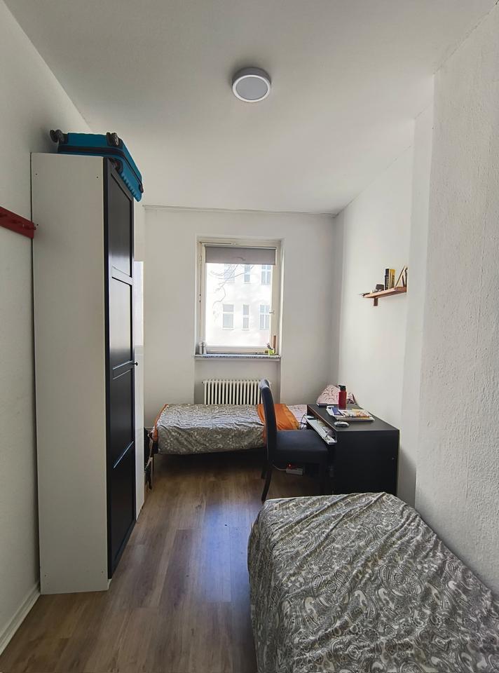 Shared apartment for students. Room free