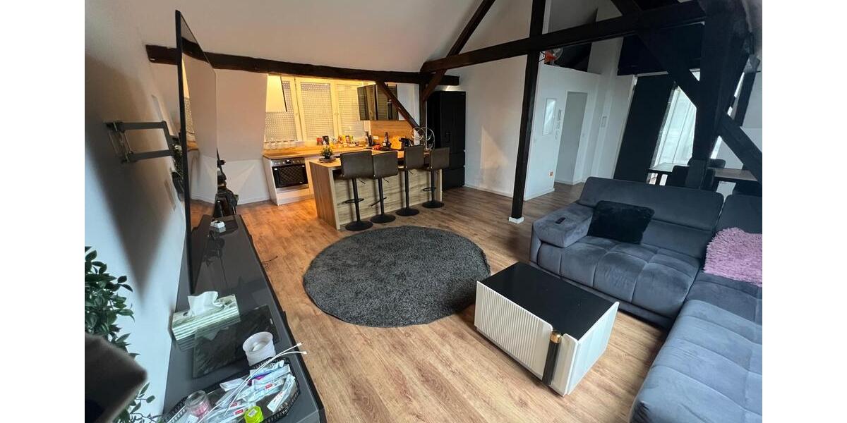 3 Zimmer Wohnung zu vermieten DG möbeliert zimmer