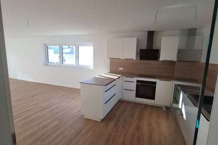 Wohnung Igersheim - 3 Zimmer, 91 m&sup2;, 1.000&euro; | Angebot:26022318