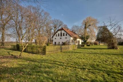 Freistehendes Einfamilienhaus mit großem Garten und Kamin 6 zimmer