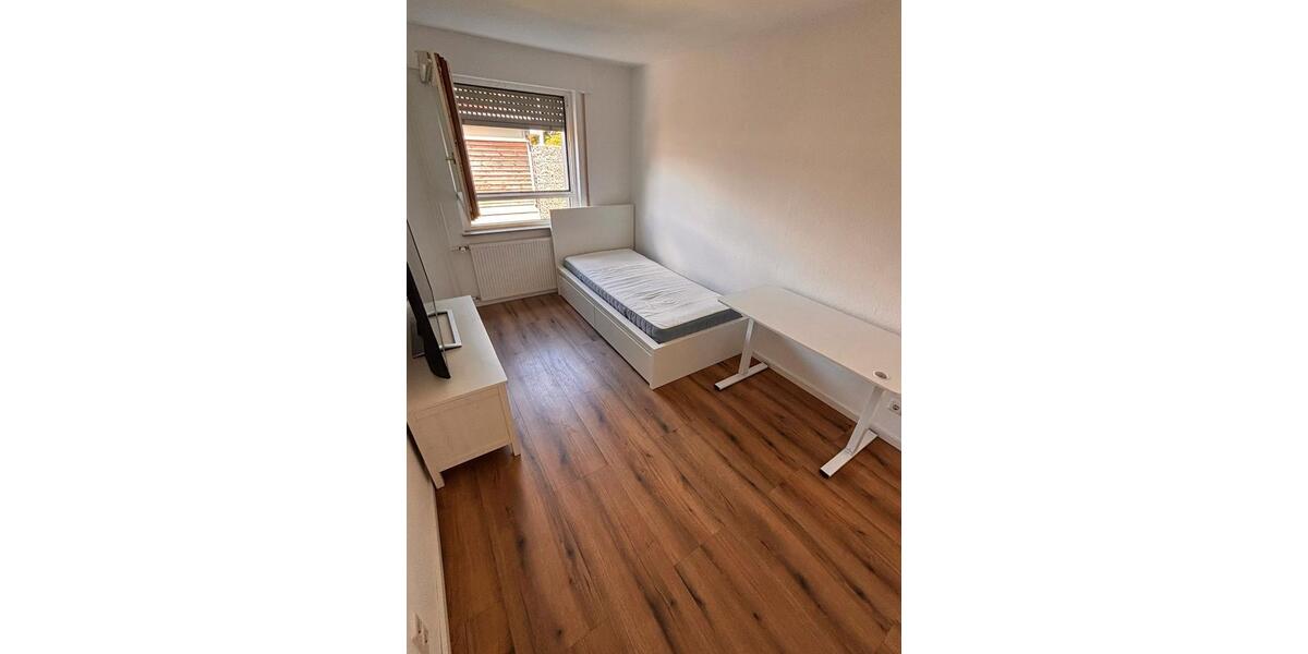 Wohnen auf Zeit Friedrichshafen - 1 Zimmer, 14 m&sup2;, 550&euro; | Angebot:26237693