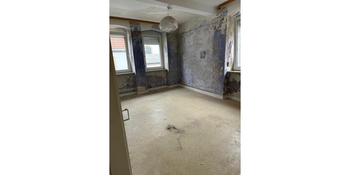 Mietkauf- 9 Jahre Lz. zum selber renovieren Besichtig.24.1.26 8 zimmer