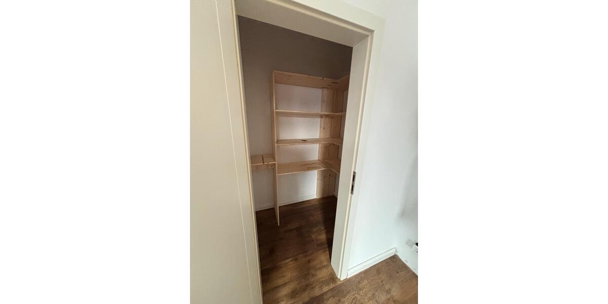 Etagenwohnung Aurich - 4 Zimmer, 105 m&sup2;, 1.050&euro; | Angebot:26067741