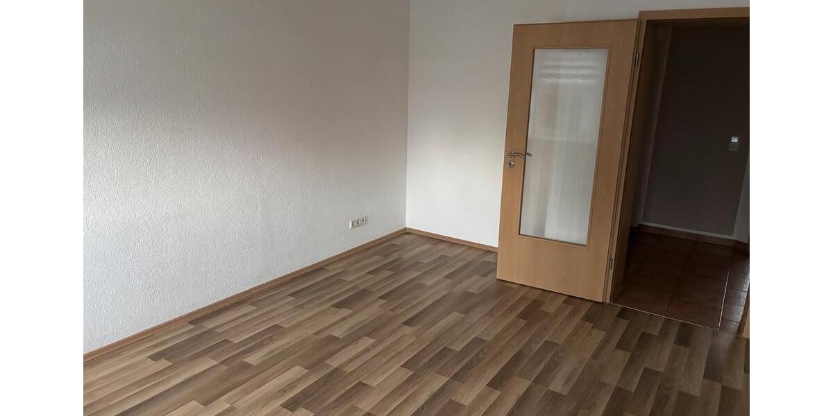Etagenwohnung Raguhn-Jeßnitz Jeßnitz (Anhalt) - 2 Zimmer, 61 m&sup2;, 360&euro; | Angebot:25944856