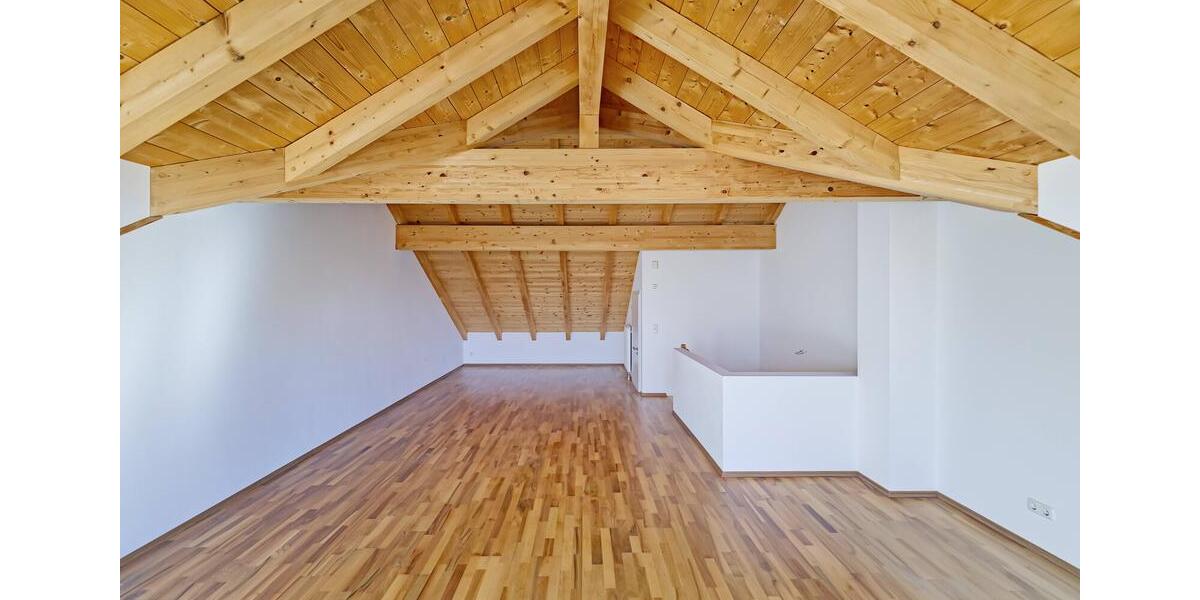 Reihenhaus Geretsried - 5 Zimmer, 159 m&sup2;, 2.250&euro; | Angebot:25256425