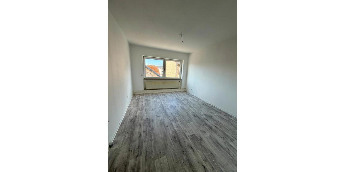 Etagenwohnung Saarbrücken Dudweiler - 2 Zimmer, 50 m&sup2;, 430&euro; | Angebot:25992319