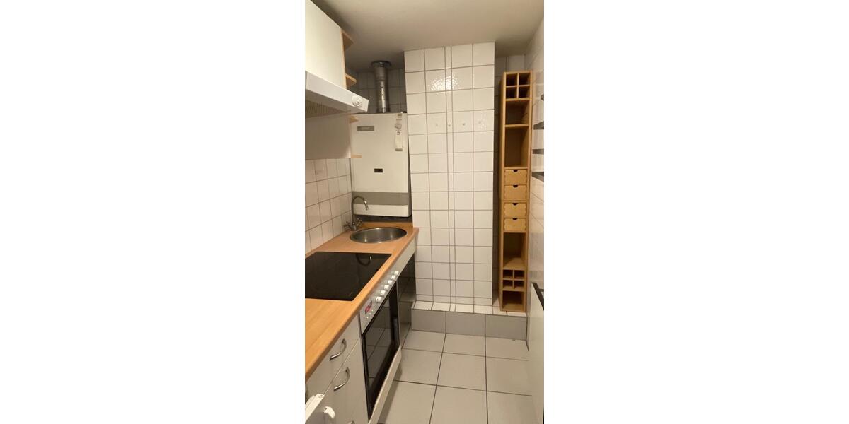 Dachgeschoßwohnung Karlsruhe - 2 Zimmer, 45 m&sup2;, 450&euro; | Angebot:26705158