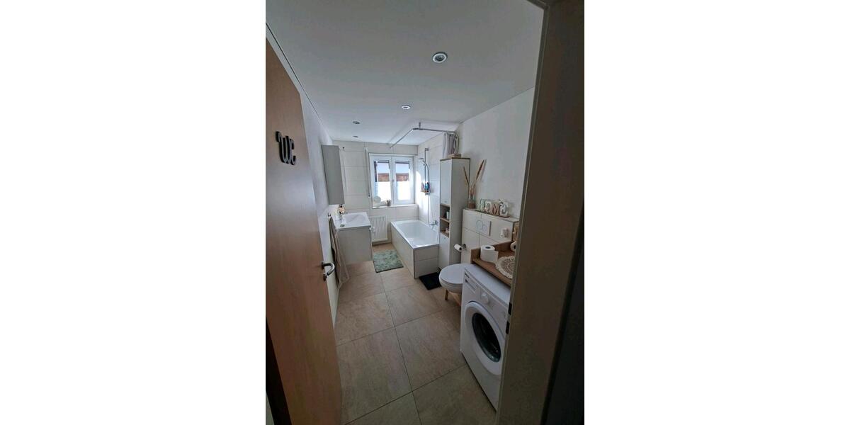 Kurzzeitvermietung (von 01.08.26 - 31.03.2027) 4 zimmer