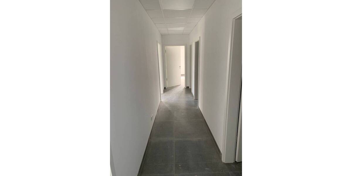 Gewerbeobjekt Wetzlar Büblingshausen - 4 Zimmer, 164 m&sup2;, 2.000&euro; | Angebot:26674724