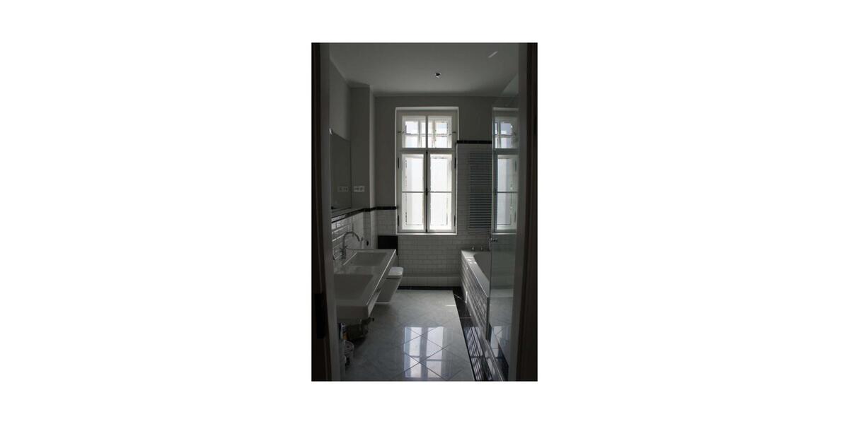 Etagenwohnung München Schwabing-Freimann - 4 Zimmer, 126 m&sup2;, 3.350&euro; | Angebot:24860753