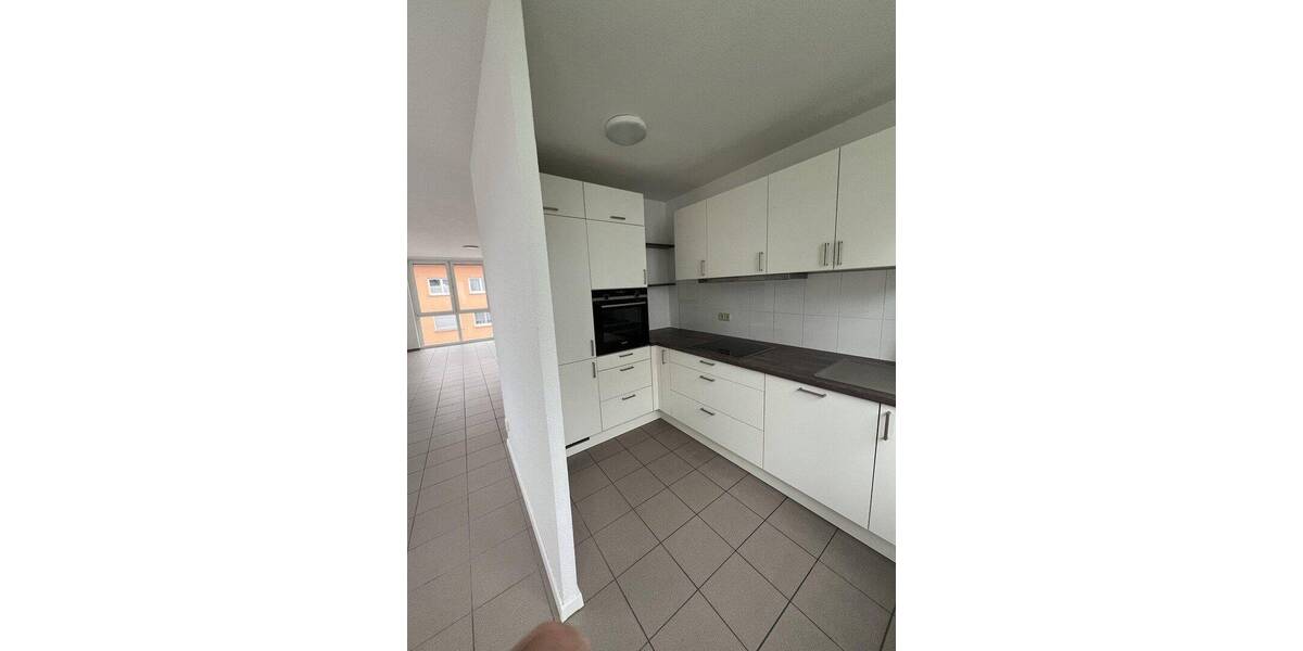 Etagenwohnung Pforzheim Nordstadt - 2 Zimmer, 65 m&sup2;, 630&euro; | Angebot:26819962