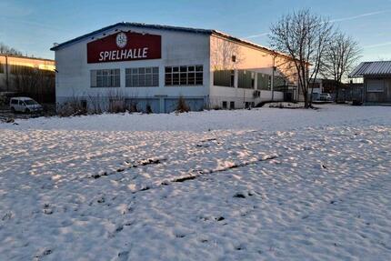 Billardhalle Lagerraum zimmer