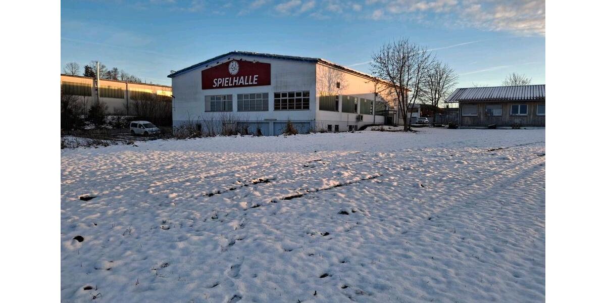 Billardhalle Lagerraum zimmer