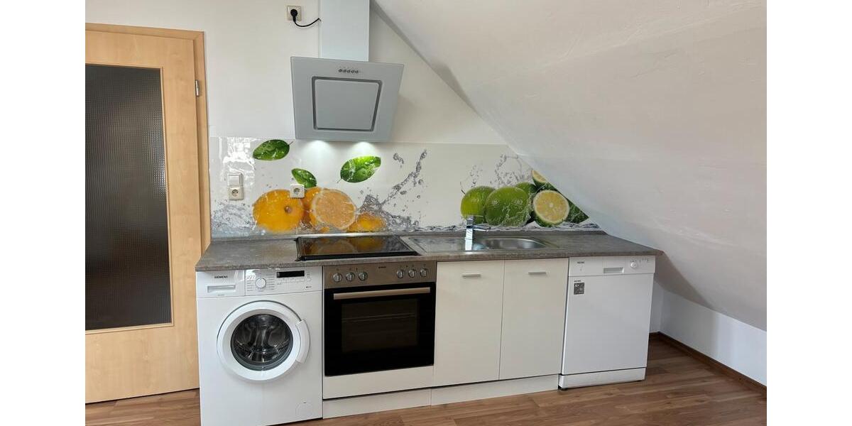 Dachgeschoßwohnung Höpfingen - 2.5 Zimmer, 60 m&sup2;, 600&euro; | Angebot:26525462
