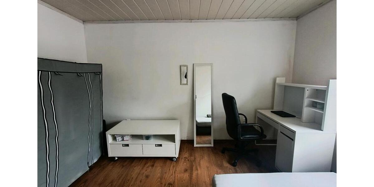 Wohnen auf Zeit Weiden in der Oberpfalz - 3 Zimmer, 16 m&sup2;, 395&euro; | Angebot:24804031