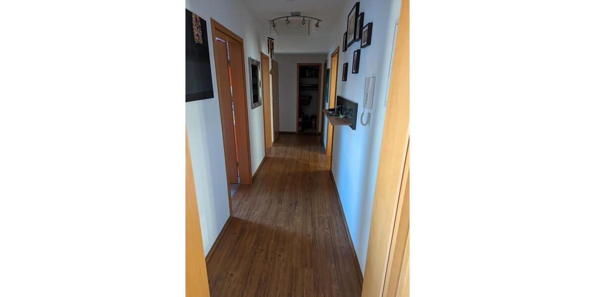 Dachgeschoßwohnung Weiden in der Oberpfalz - 2 Zimmer, 97 m&sup2;, 850&euro; | Angebot:26534481
