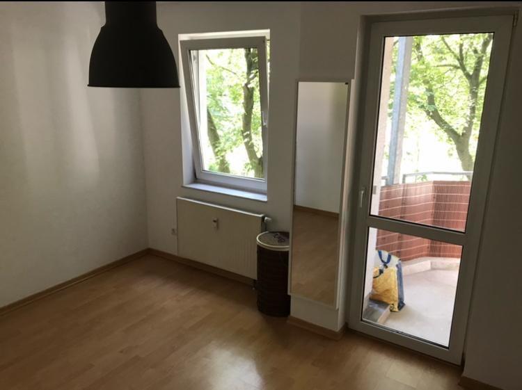 1 WG Zimmer zur Untermiete mit Anmeldung in Alt-Hohenschönhausen