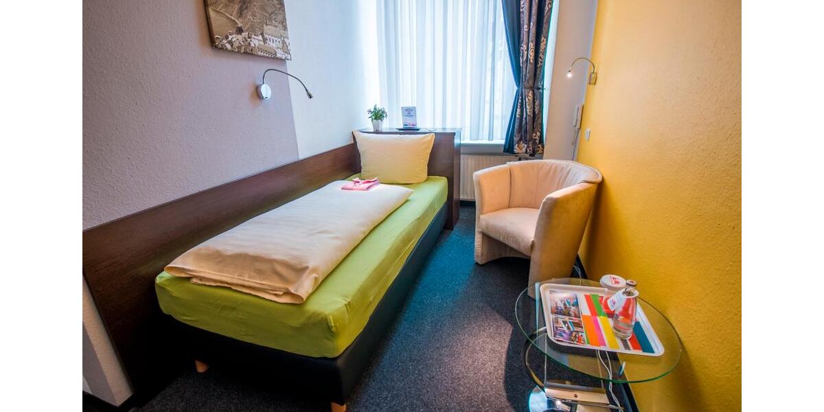 Wohnen auf Zeit Koblenz - 1 Zimmer, 18 m&sup2;, 890&euro; | Angebot:14029775