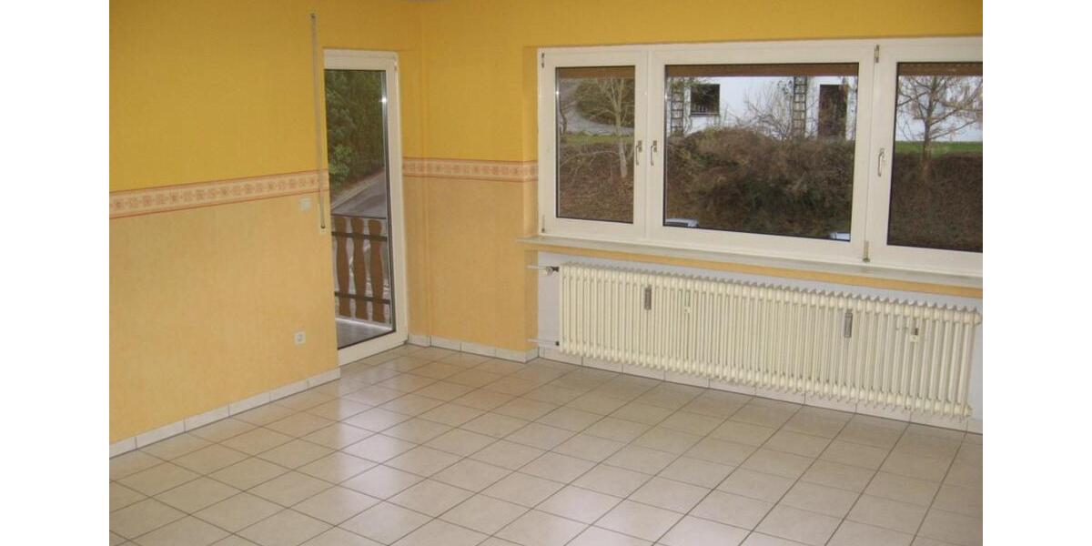 Etagenwohnung Meisenheim - 4 Zimmer, 100 m&sup2;, 850&euro; | Angebot:25945457