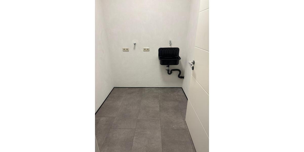 Dachgeschoßwohnung Rehlingen-Siersburg Siersburg - 3 Zimmer, 85 m&sup2;, 1.100&euro; | Angebot:25046075