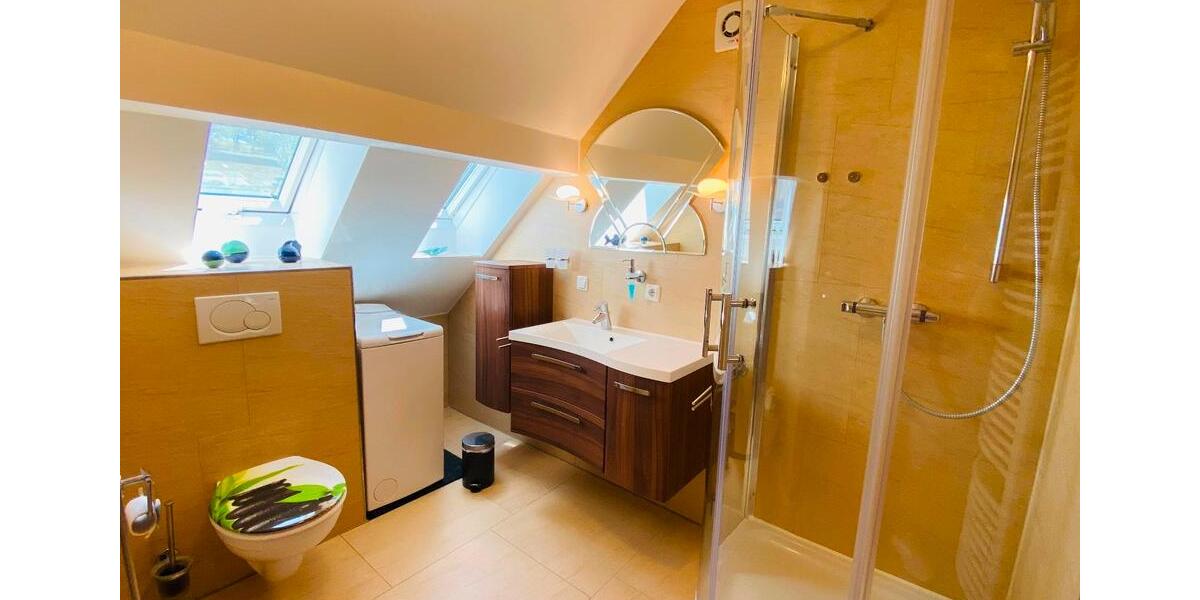 Wohnen auf Zeit Hildburghausen - 50 Zimmer, 25 m&sup2;, 20&euro; | Angebot:9752574