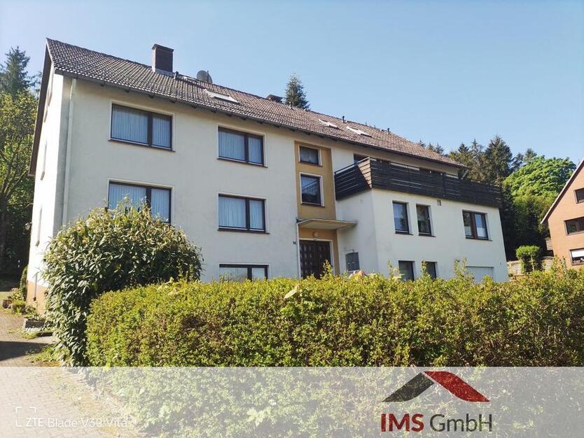 3 Zimmer-Wohnung mit Balkon in Neuhaus im Solling zu vermieten