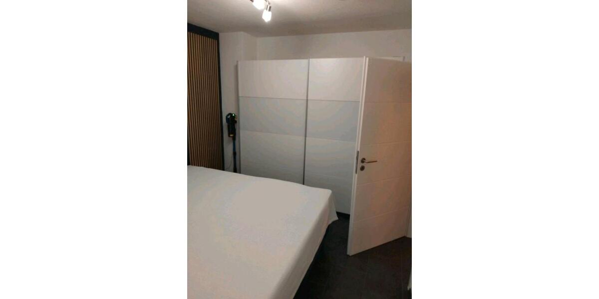 Etagenwohnung Wiesbaden Mainz-Amöneburg - 2 Zimmer, 44 m&sup2;, 1.450&euro; | Angebot:26037620