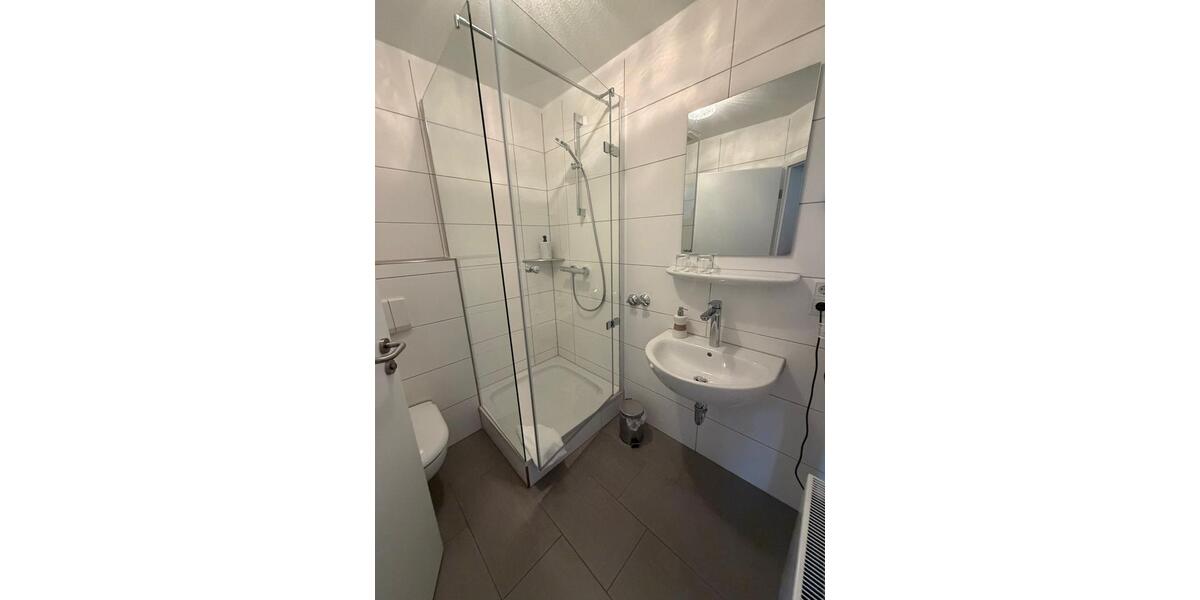 Wohnen auf Zeit Rhede - 13 Zimmer, 18 m&sup2;, 55&euro; | Angebot:26421637