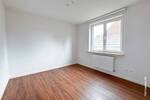 Helle 4-Zimmer-Wohnung mit Terrasse und Top-Ausstattung in Stade