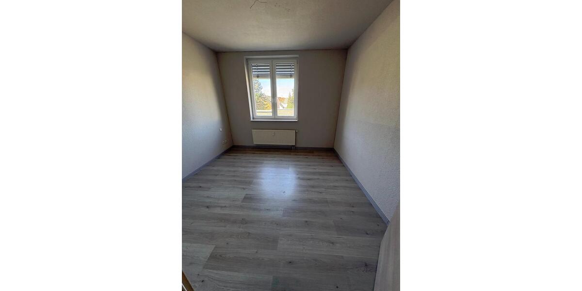 Etagenwohnung Freiberg - 4 Zimmer, 97 m&sup2;, 630&euro; | Angebot:26368531