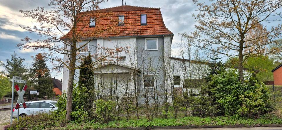 Einfamilienhaus Wildeshausen - 14 Zimmer, 350 m&sup2;, 2.800&euro; | Angebot:26401989