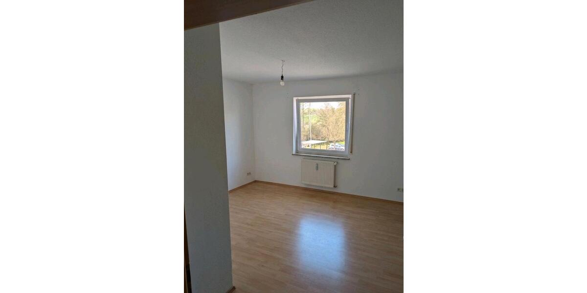 Etagenwohnung Selters (Westerwald) - 3 Zimmer, 105 m&sup2;, 800&euro; | Angebot:26185165