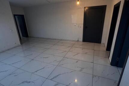 Wohnung Römhild - 3 Zimmer, 70 m&sup2;, 750&euro; | Angebot:24653773